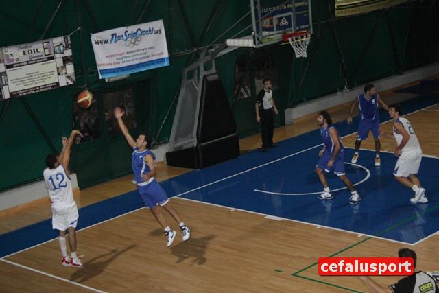 101128_sport 118y_tn.jpg